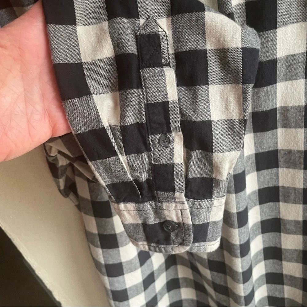 Timberland Flannel/ Chambray Buffalo Check Button-down Shirt. Cream/ Black XL